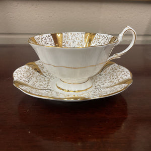 Queen Anne Golden Floral Bone China Teacup & Saucer