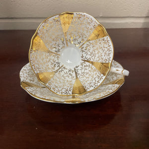 Queen Anne Golden Floral Bone China Teacup & Saucer