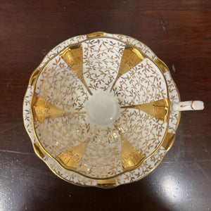 Queen Anne Golden Floral Bone China Teacup & Saucer