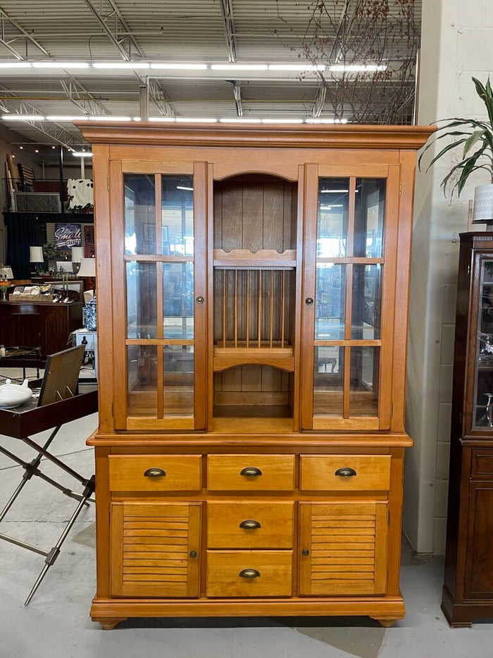 Maple Dining Hutch w Glass Shelves, Light Up Cabinets, and 5 Drawers