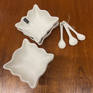 4 Verdici White Porcelain Ramekins & 4 Spoons