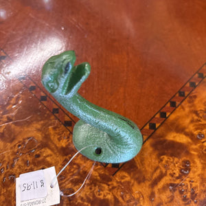 Dinosaur Hook Green - IRONAGE 579
