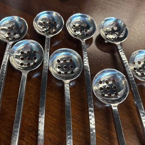 Shiny Hammer Olive Spoon HAMMER OLIVE