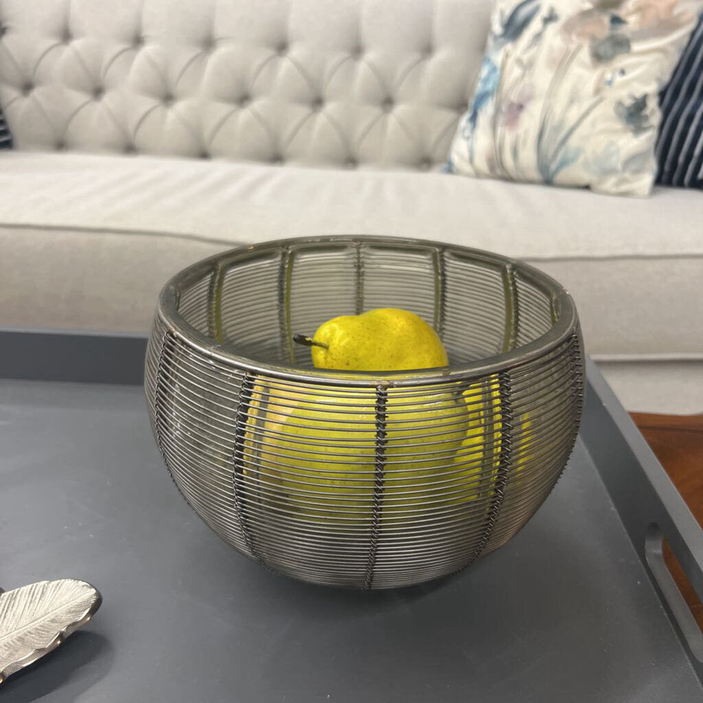 Glass Molded Wire Frame Fruit Basket