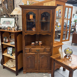 Mahogany Corner Cabinet w Glass Doors & Lower Storage