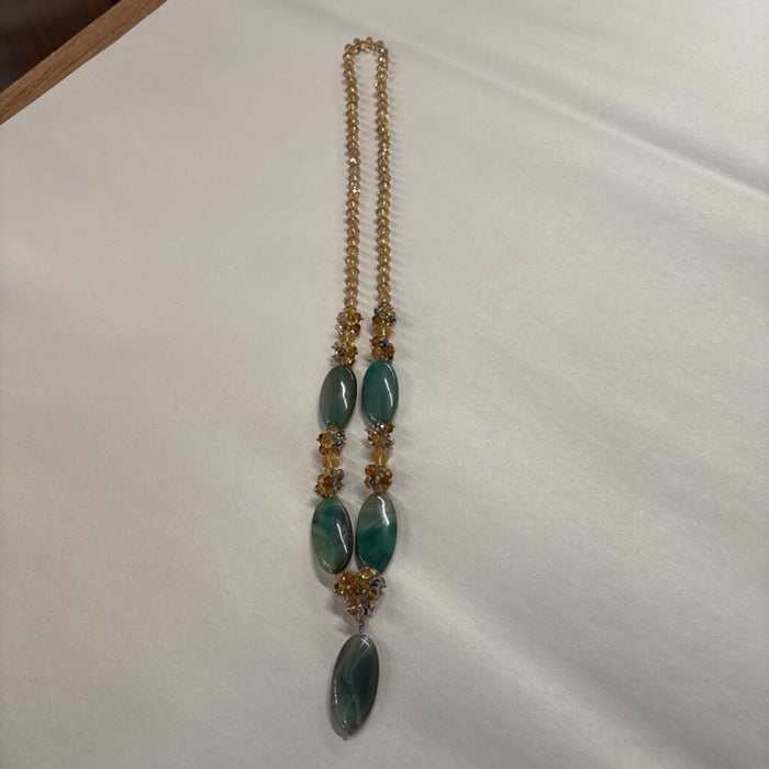 Necklace w Oval-Shaped Green & Gray Stones & Amber-Coloured Beads