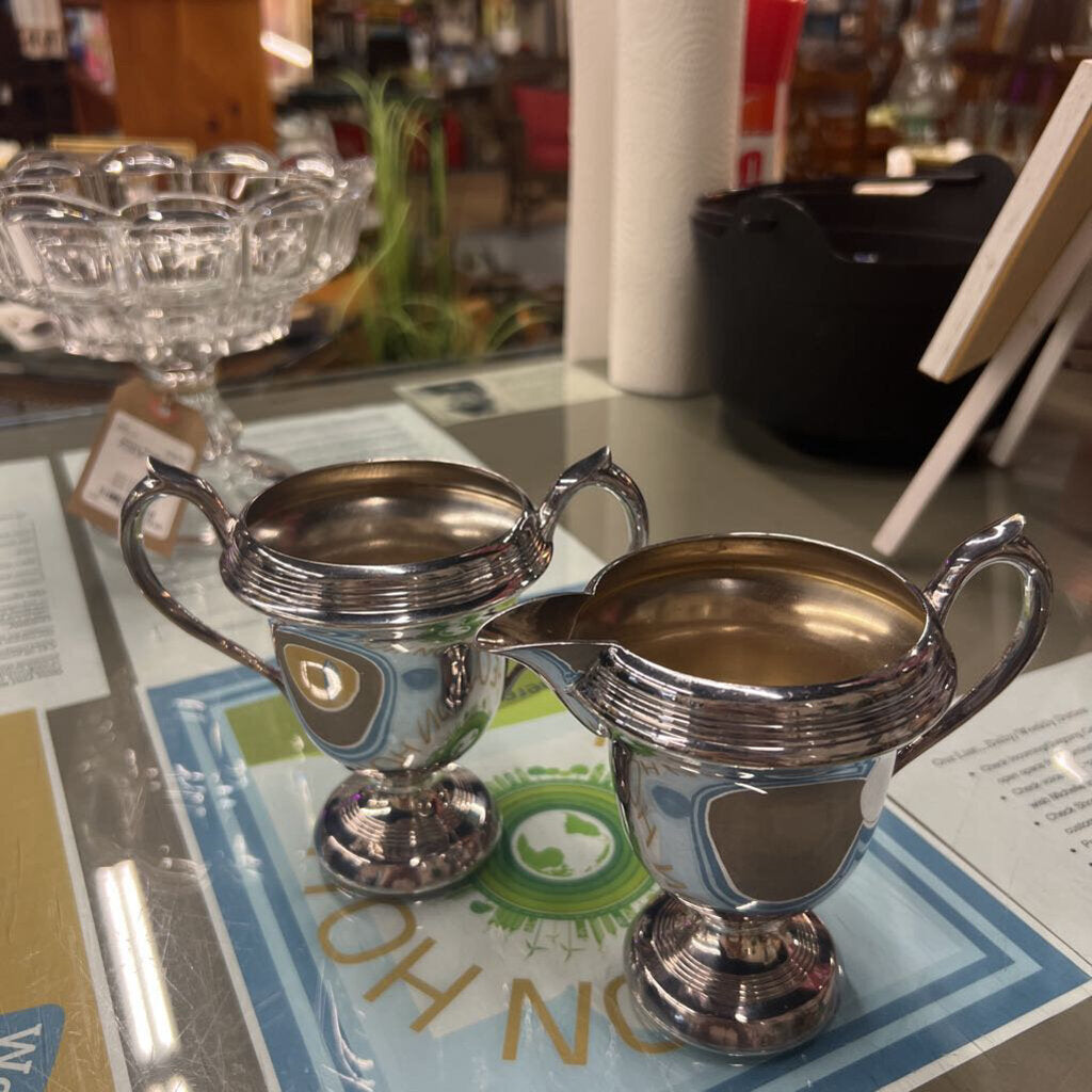 Silver Plated Tea Pot, Sugar Bowl & Creamer Set