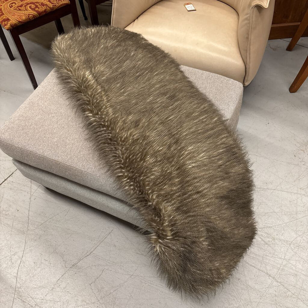 Long Brown Strands Faux Fur Throw