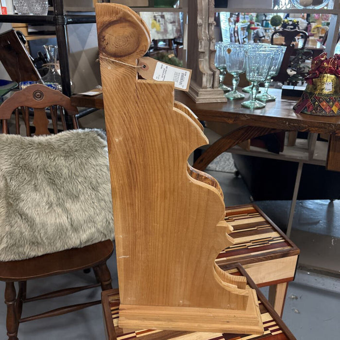 Unvarnished Wooden Corbel