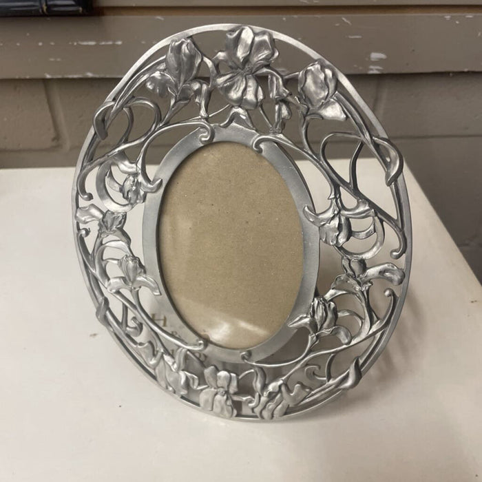 Iris Floral Pewter Oval Frame