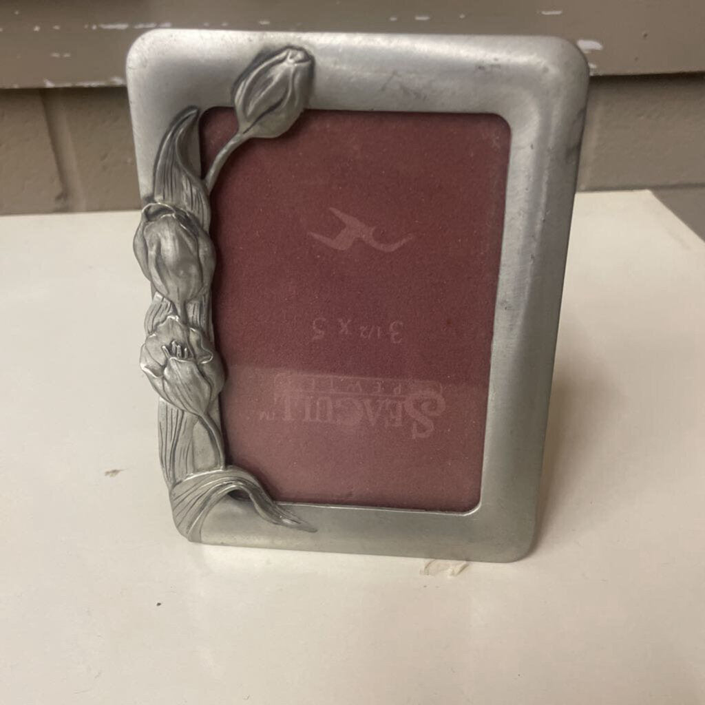 Tulip Pewter Frame