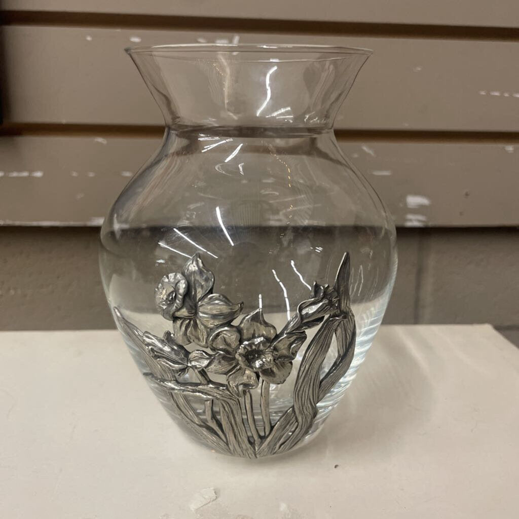 Daffodil Glass and Pewter Vase