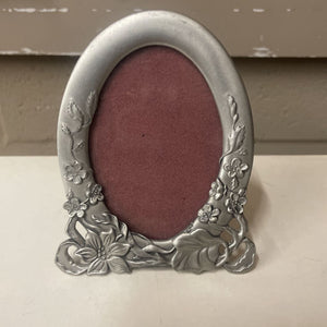 Small Floral Oval Pewter Frame
