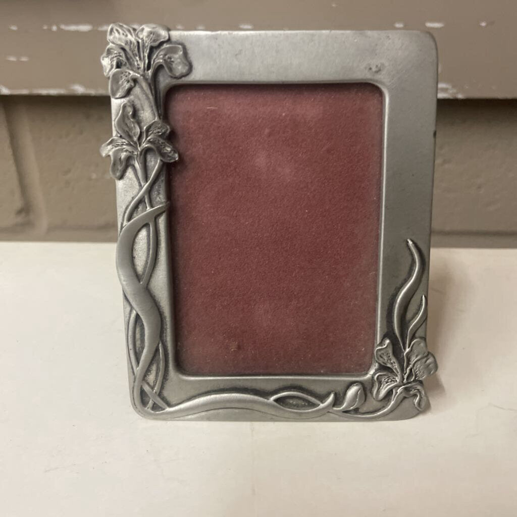 Small Intricate Floral Pewter Frame
