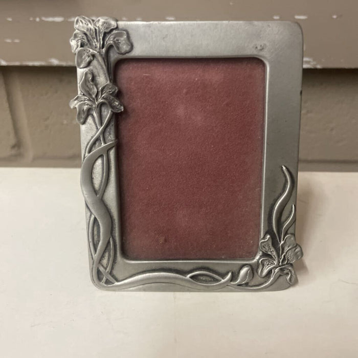 Small Intricate Floral Pewter Frame