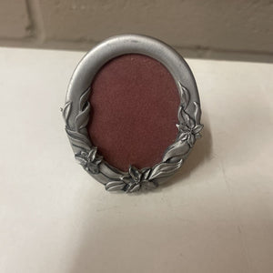 XS Oval Floral Pewter Frame