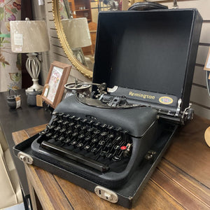 Vintage Remington Tyepwriter 1930's in Working Condition