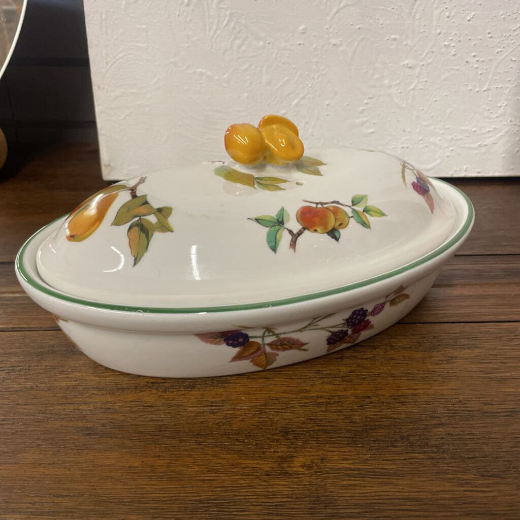 Royal Worcester 1986 Evesham Vale Oval Baking Dish w Lid