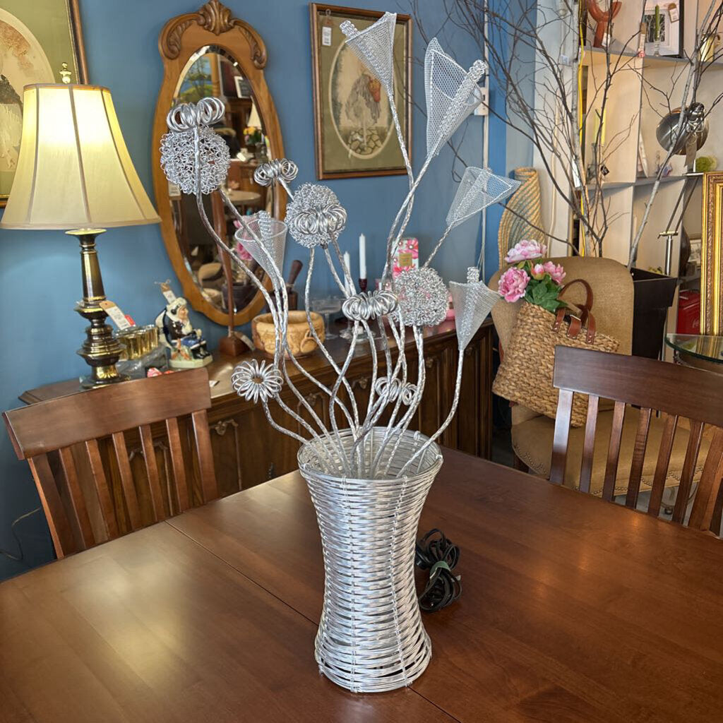 Modern Accent Table Lamp w a Flower Vase Design