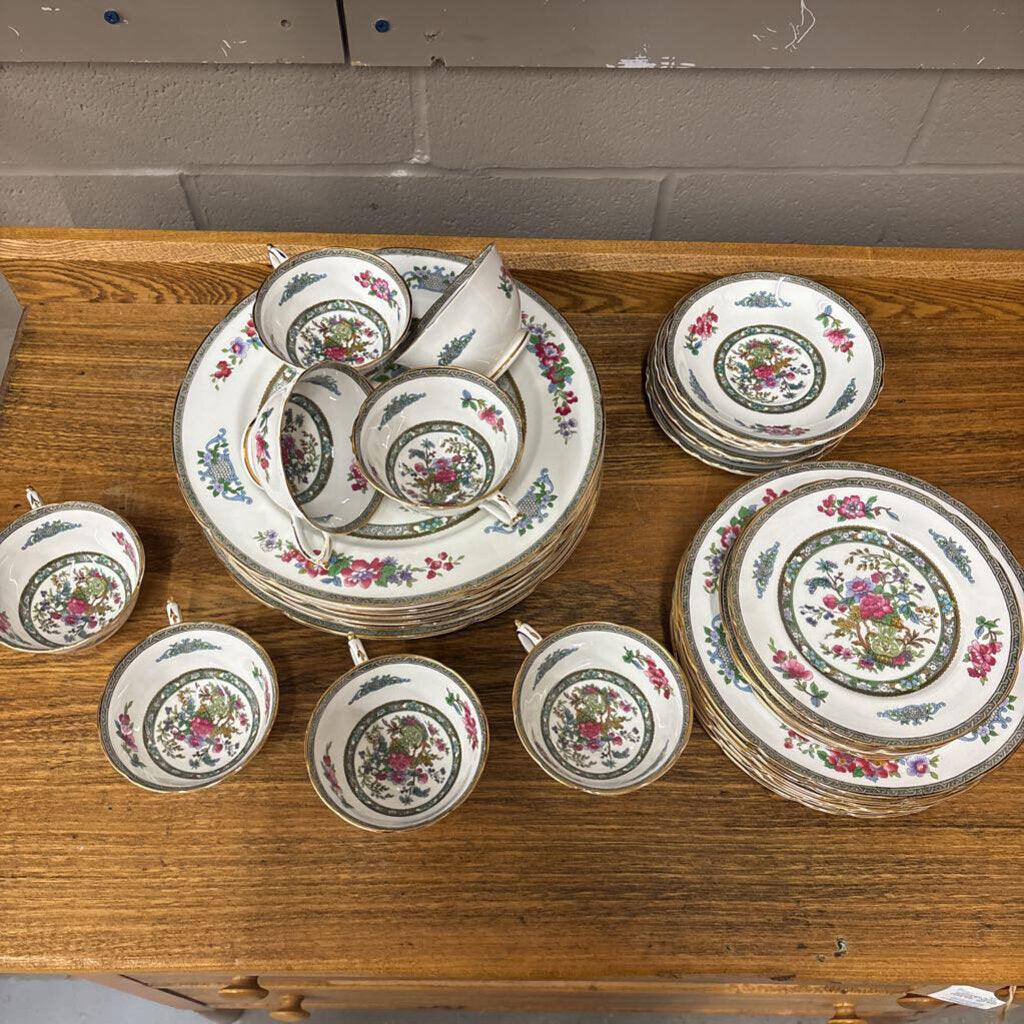 Tree of Kashmir - Paragon QE China - 8 Settings-Dinner, Bread, Dessert Plates + Tea/Saucer
