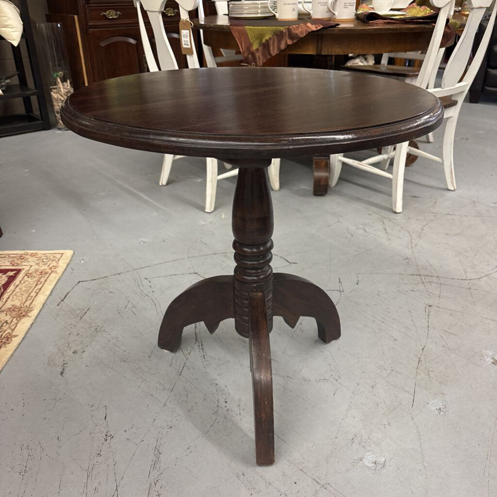 Round Mahogany 3 Leg Pedestal Side Table