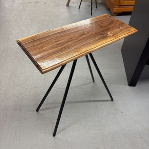 NEW Indoor/Outdoor Walnut Side Table w Metal Base (22W 10D 23H)