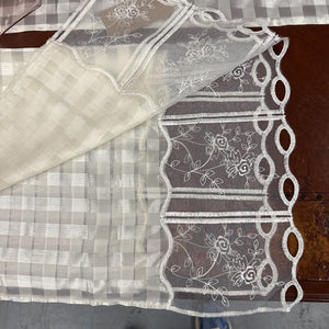 Retro Satin Hand Embroidery Table Runner