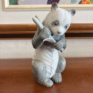 Lladro NAO Porcelain "Panda w Bamboo" Figurine