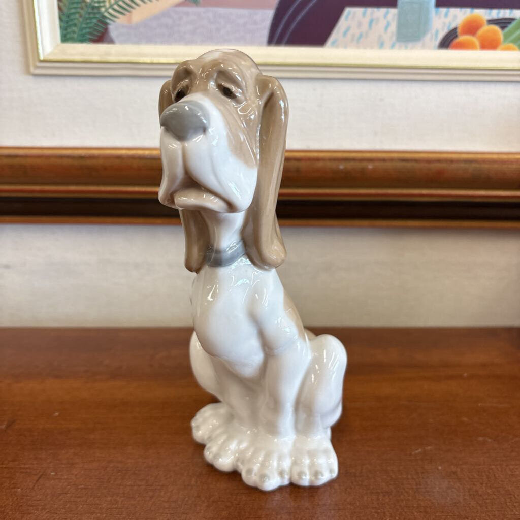 Lladro NAO Porcelain "Sad Hound Dog" Figurine