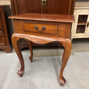 Maple Side Table w Drawer, Queen Anne Legs