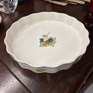 Villeroy & Boch Scalloped "Cottage" Quiche Dish