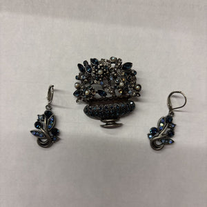 Brooch Flower Basket w Matching Earings