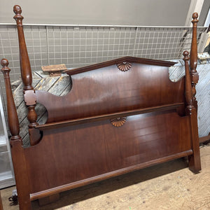 Traditional Styled Queen 4 Poster Bed-HB,FB & Side Rails