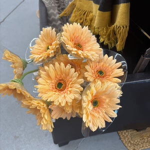 Fresh Touch Single Yellow Gerbera Stem 0984Y