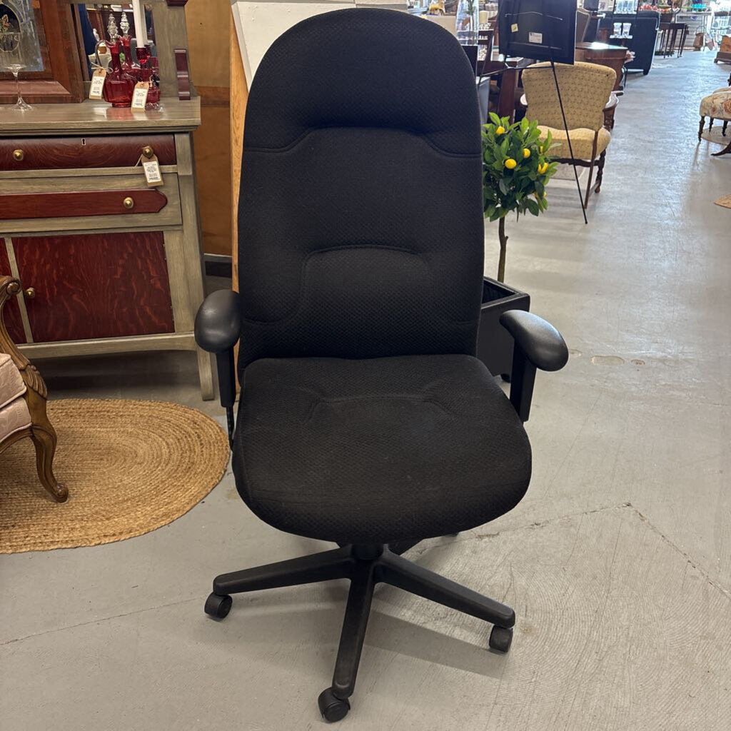 Black Office Chair on Castors