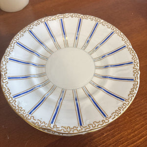 Set of 4 Vintage Plates - Blue & Gold