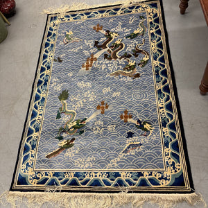 Shanghai Silk Carpet w Fringe - Dragons