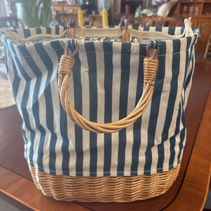 2451 - Oval Willow Base Insulated Picnic Bag - Blue Stripes