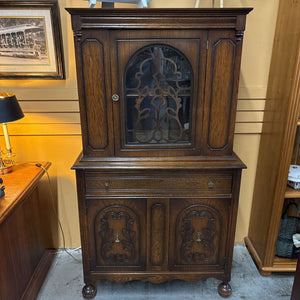 Antique Oak China Cabinet w Intiricate Carvings and Arched Glass Display
