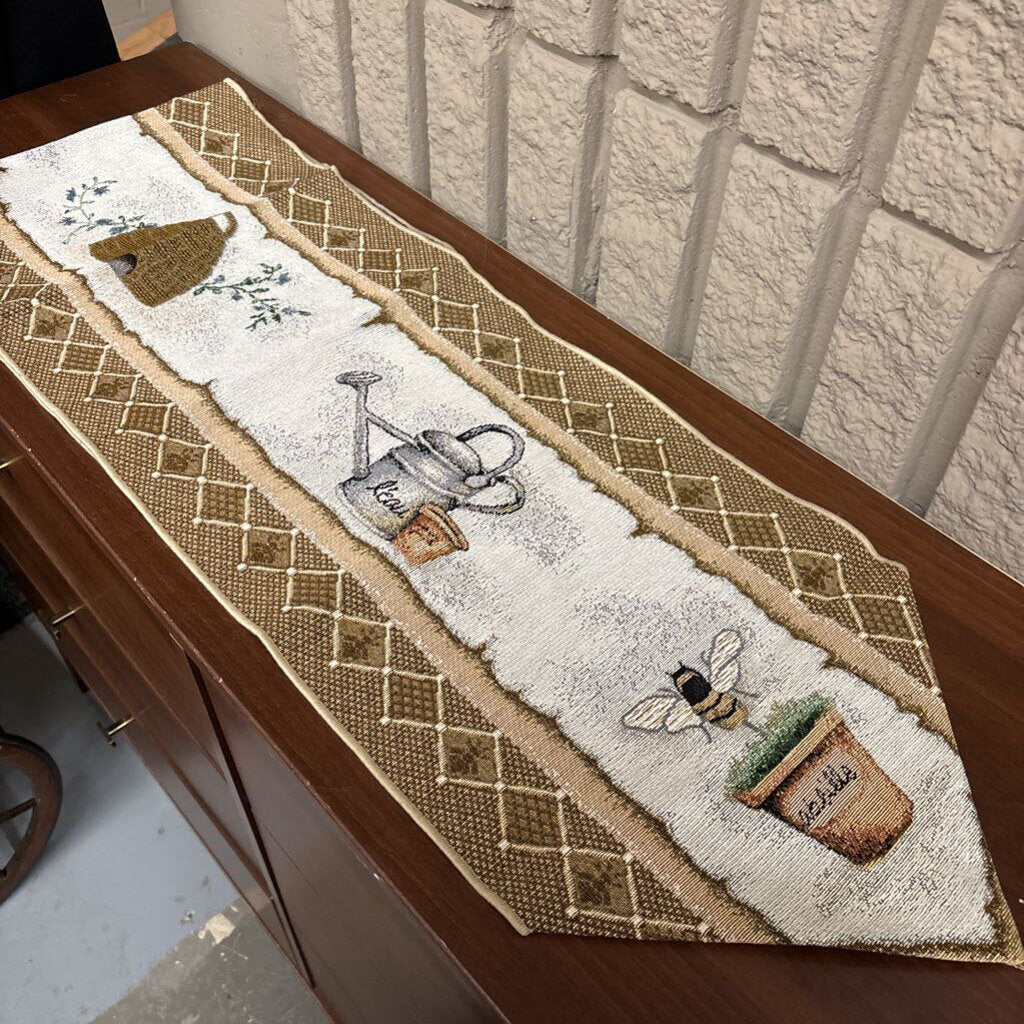 Honey Bee Woven Table Runner