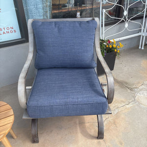 PAIR Aluminum Outdoor Chairs w Blue Weatherproof Cushions