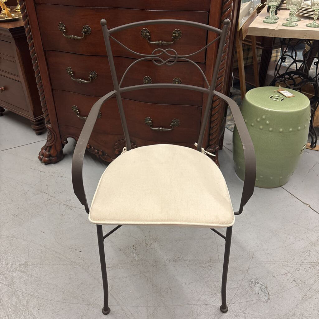 Wrought Iron Arm Chair w Cream Seat Cushion