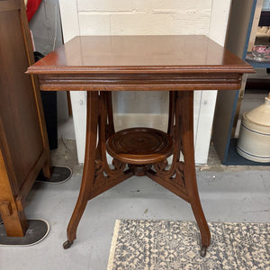 Antique Mahogany Victorian Parlour Table w Lower Carved Shelf