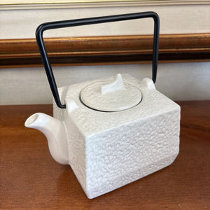 Modern "Morris Home" Square Pebble Teapot