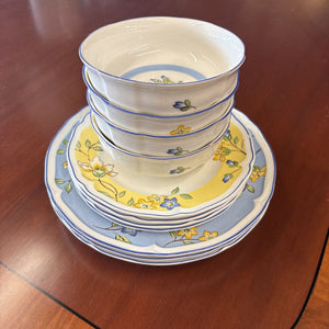 Villeroy & Boch Toscana Floral Set- 3 Dinner Plates, 4 Salad Plates, 4 Bowls