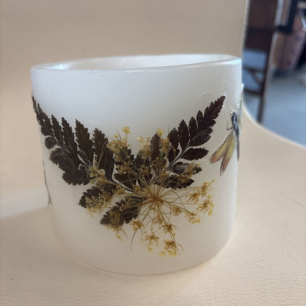 White Wax Botanical Sleeve w Pressed Ferns