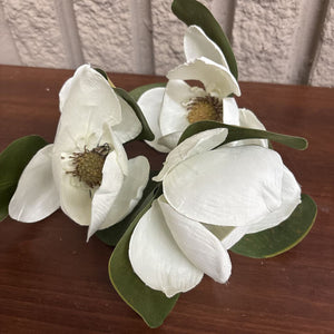 Set of 3 Water Lily Napkin Holders