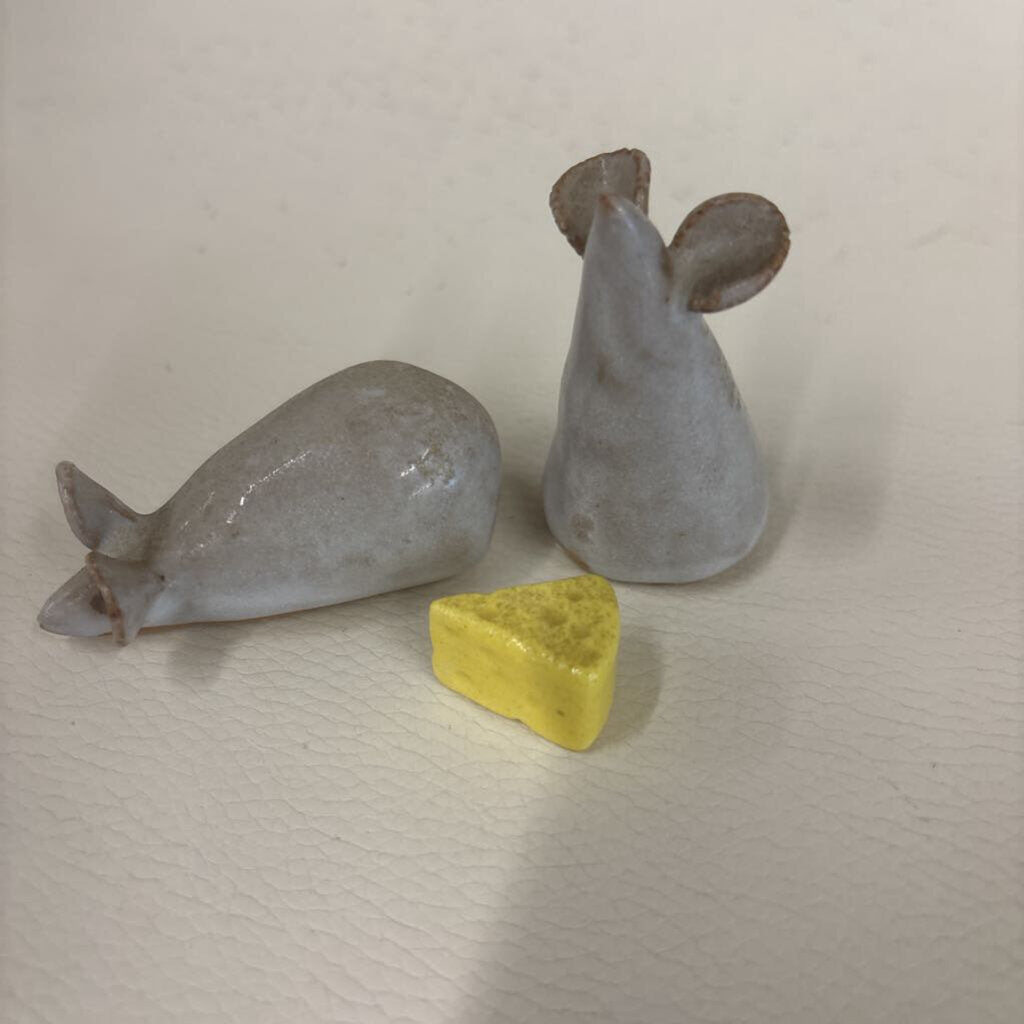 Handmade Clay Mouse Sculptures w Cheese