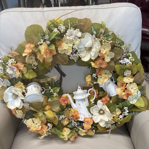 Autumn Floral Wreath w Ceramic Teapots