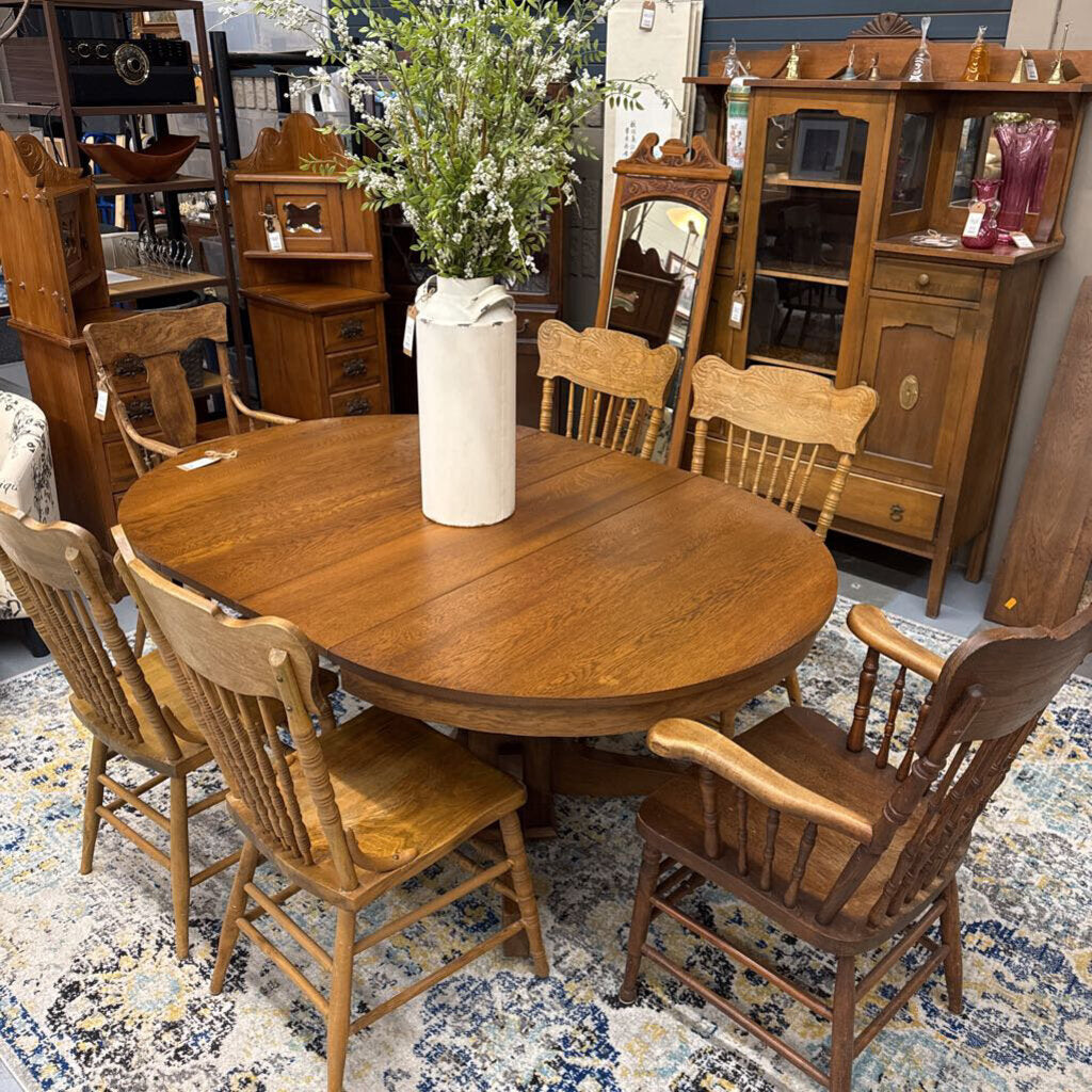 Antique Round Oak Dining Table, 5 Pressed Back Chairs (3 x 10" Leaves)